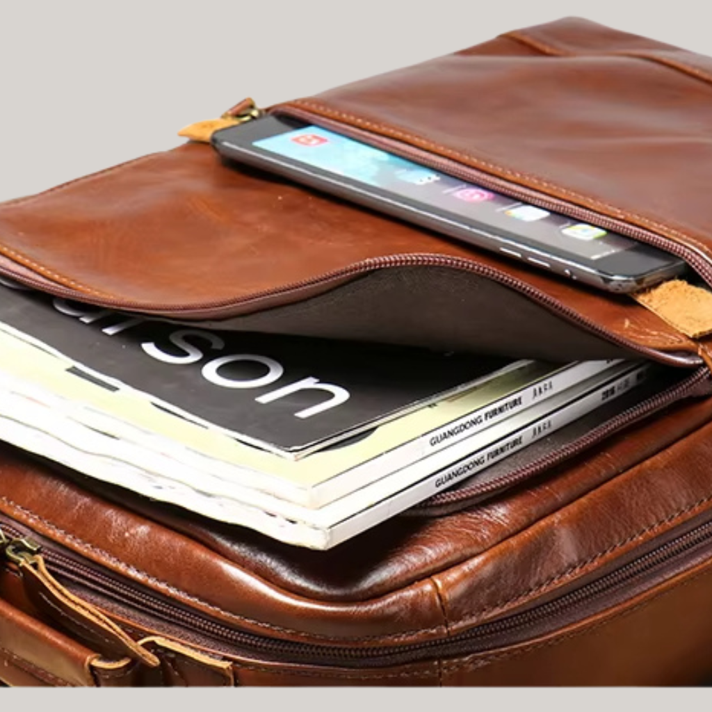 Phillip Men’s 15" Leather Laptop Backpack – Vintage Style